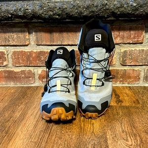 Solomon Cross Hike Mid GTX boots